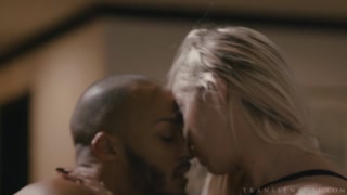Смотри Lost in the Moment: Interracial Blowjob - лучшее порно на YOUPORN.ZONE