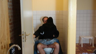 Смотри Cum Swallowing Kissing - лучшее порно на YOUPORN.ZONE