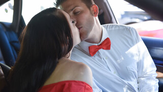 Смотри Prom Date Gets Hardcore Anal and Facial - лучшее порно на YOUPORN.ZONE