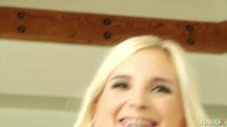 Смотри Piper Perri's Teen Years Super Cute Vol 3 - лучшее порно на YOUPORN.ZONE