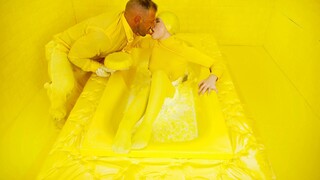Смотри Yellow and Sinful with Emilio - лучшее порно на YOUPORN.ZONE