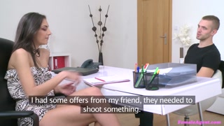 Смотри Agents in Amateur Porn Session - лучшее порно на YOUPORN.ZONE