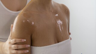 Смотри Interracial Lesbians: Massage and Pleasure - лучшее порно на YOUPORN.ZONE