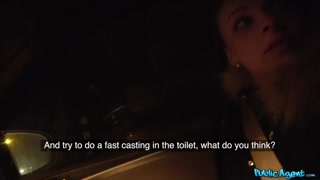 Смотри Public Bathroom Orgy with Blonde Angel - лучшее порно на YOUPORN.ZONE