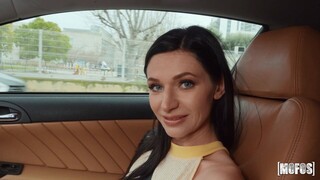 Teen Arian Joy Gets Handjob - бесплатное секс видео YOUPORN.ZONE