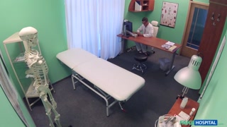 Смотри Russian Amateur Fucks Doctor in Missionary - лучшее порно на YOUPORN.ZONE