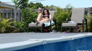 Voyeur Outdoor Teen Sex - бесплатное секс видео YOUPORN.ZONE