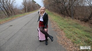 Смотри Ditched Stacy Starando Takes Blowjob and More - лучшее порно на YOUPORN.ZONE