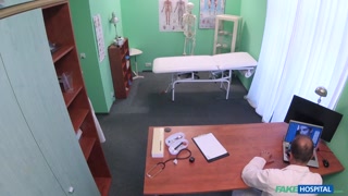 Смотри Desk Fuck Leads to Pussy Juice Everywhere - лучшее порно на YOUPORN.ZONE
