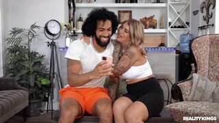 Смотри Big ass Lolly gets pounded doggy & reverse cowgirl - лучшее порно на YOUPORN.ZONE