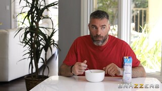 Смотри Sofi Ryan's Deep Throat Skills Make Charles Dera Cum Hard - лучшее порно на YOUPORN.ZONE