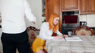 Смотри Russian Teacher Lagoona Blaze Takes Hard Dick Lessons - лучшее порно на YOUPORN.ZONE