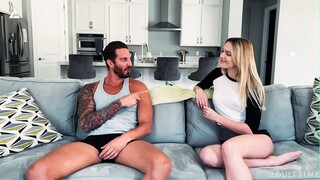 Смотри Natural Tits College Girl Sucks and Rides Roommate’s Cock - лучшее порно на YOUPORN.ZONE