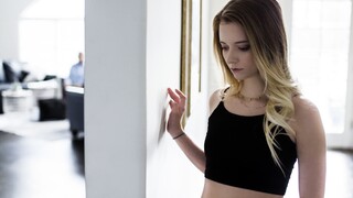Смотри Petite Teen Riley Star Gets Fingered and Licked by Older Man - лучшее порно на YOUPORN.ZONE
