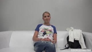 Смотри Lucie: Admirable Blonde Euro Babe - лучшее порно на YOUPORN.ZONE
