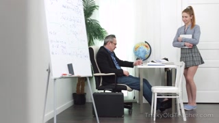 Смотри Melisa Benz - Redhead teen teases older Russian man hard - лучшее порно на YOUPORN.ZONE