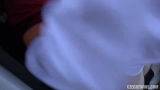 Смотри Czech Twins Anal Duo - Brunette European Babes - лучшее порно на YOUPORN.ZONE