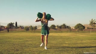 Смотри Hot Cheerleader Nicole Clitman Fucked Doggy Style - лучшее порно на YOUPORN.ZONE