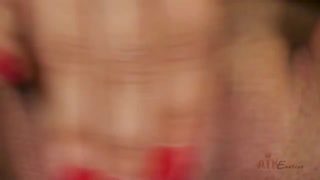 Смотри Nila's Alluring Body - Big Ass, Shaved Pussy & Fingering - лучшее порно на YOUPORN.ZONE