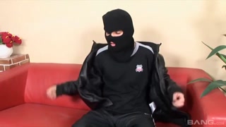 Смотри Brunette Bambi Bardo’s Cum-Hungry Adventure - лучшее порно на YOUPORN.ZONE