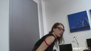 Смотри Valeria Jones in Stockings - Office Anal Bang - лучшее порно на YOUPORN.ZONE
