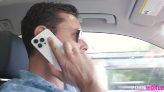 Смотри Car crash turns Bridgette B into a wild fuckdoll - лучшее порно на YOUPORN.ZONE