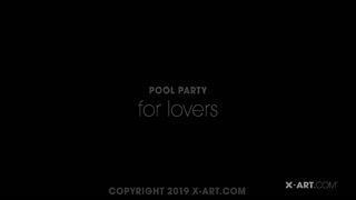 Смотри Pool Party Pleasure with Charlie - Young and Hot - лучшее порно на YOUPORN.ZONE