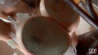 Смотри Shaved & Sexy - Lucie Wilde Plays Alone in Lingerie - лучшее порно на YOUPORN.ZONE