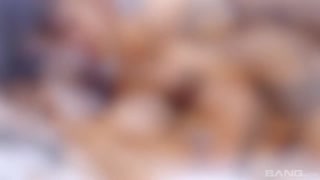 Смотри Jasmine Jae's Big Tits Get Glazed - лучшее порно на YOUPORN.ZONE
