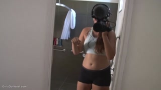 Смотри Viola & Nicole’s Gym Fucking – Behind The Scenes Fun - лучшее порно на YOUPORN.ZONE