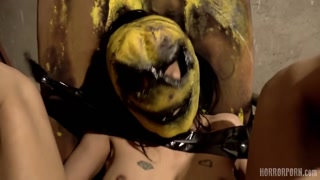 Смотри Masked Psycho Big Cock Deepthroat - Horror Porn 45 - лучшее порно на YOUPORN.ZONE