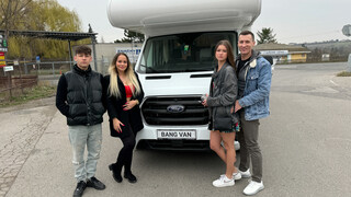 Смотри Czech Hotties Olivia Sparkle, Jennifer Mendez, Charlie Dean in Big Tit BangVan Cumshot - лучшее порно на YOUPORN.ZONE