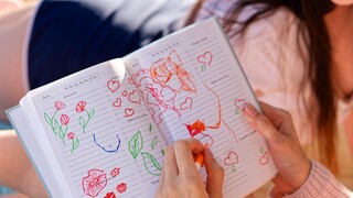 Смотри Shaved Pussy and Kissing: Sirens Unleash - лучшее порно на YOUPORN.ZONE