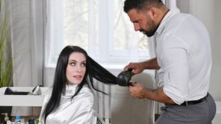 Смотри Anna de Ville's Threesome Hair Salon Fun - лучшее порно на YOUPORN.ZONE