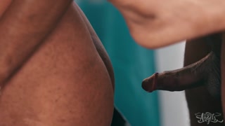 Смотри Kyra Bullet Enjoys Rimming with Shadow - лучшее порно на YOUPORN.ZONE