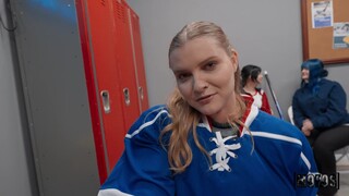 Смотри Sexy Hockey Players in Locker Room - лучшее порно на YOUPORN.ZONE