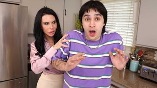 Смотри Piper Press's Big Tits Bounce while Fucking Elias Cash - лучшее порно на YOUPORN.ZONE
