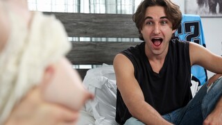 Смотри Couple Sex: Roman Knight Creampie in Petite Molly Little - лучшее порно на YOUPORN.ZONE