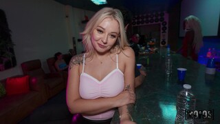Смотри Joey's Lucky Lap Dance - лучшее порно на YOUPORN.ZONE