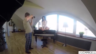 Смотри Uncensored Prague: Marcello Bravo and LittleCaprice Backstage - лучшее порно на YOUPORN.ZONE
