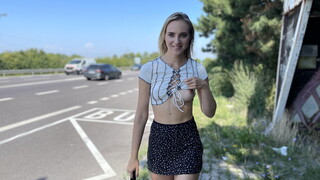 Смотри Public Sex with Oxana Chic - лучшее порно на YOUPORN.ZONE