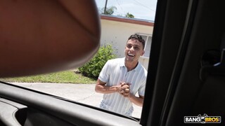 Смотри Interracial Bus Fucking with Charlie Cummins - лучшее порно на YOUPORN.ZONE