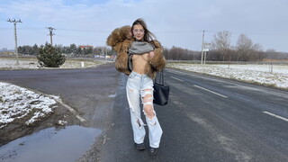 Смотри  Public Fucking with Mia Mi and Marcello Bravo  - лучшее порно на YOUPORN.ZONE