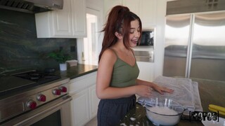 Смотри Handjob with a Twist - лучшее порно на YOUPORN.ZONE