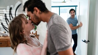 Смотри Big Cock Handjob with Blonde Babe - лучшее порно на YOUPORN.ZONE