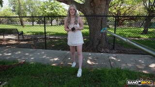 Смотри Deepthroat Queen Izzy Rae - лучшее порно на YOUPORN.ZONE