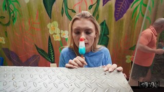 Смотри Ice, Cream, and Fuck - лучшее порно на YOUPORN.ZONE