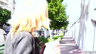Смотри Haley and Levi's Backyard Fuck - лучшее порно на YOUPORN.ZONE
