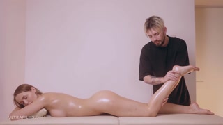 Blonde Sia Siberia's Cum Filled Mouth - бесплатное секс видео YOUPORN.ZONE