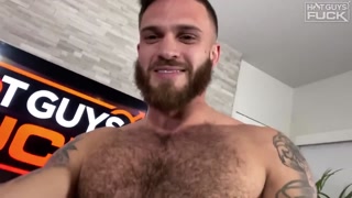 Смотри Angelina Colon's Busty Interview with Cash Mahomes - лучшее порно на YOUPORN.ZONE
